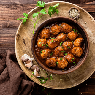 Tapa De Albóndigas En Salsa
