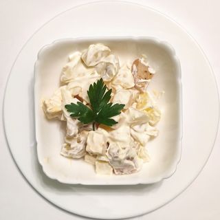 Салат Ананас (130г)