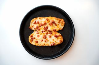 Pão de Alho com Queijo e chouriço