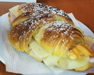 Croissant Misto