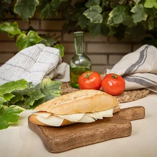 Bocadillo De Queso Manchego