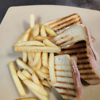 Tost sendvič sa šunkom 300 gr