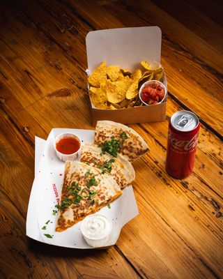 Zestaw Quesadilla z Kurczakiem