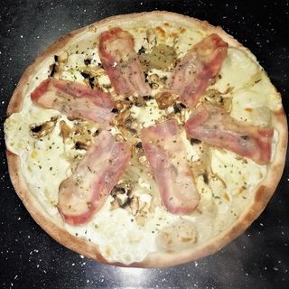 Pizza Carbonara