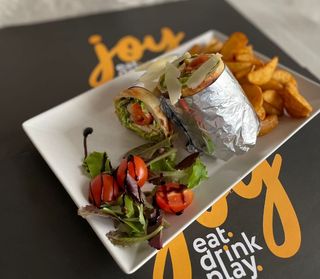 Piletina sa kari dresingom 350 g