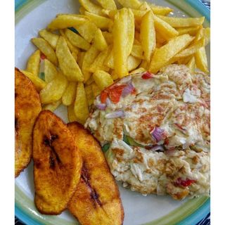 Chips, Plantain & Egg