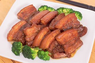 Pancetta brasato con meicai