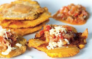 Patacones+huevo+queso+seco de Carne