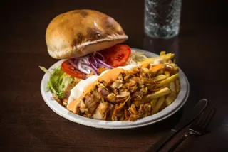 Kebab la farfurie