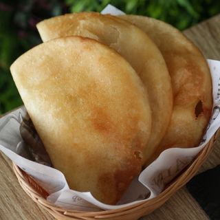 Empanada de Dominó