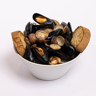 Soute' di cozze e vongole