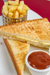 ტოსტი ყველით