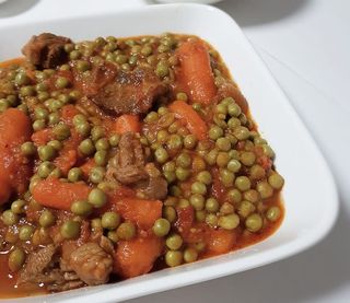 Porc Au Petits Pois + Attiéké