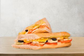 Панини сандвич с три вида сирена /голям/