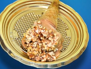 Mini cono nocciola 