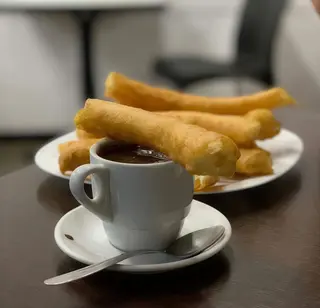 Porras O Churros Finos (20 Uds.) Con 5 Chocolates (Individual)