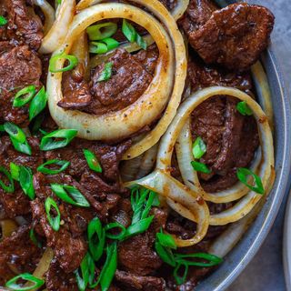 12. Ración De Beef Steak