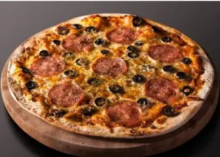Pizza Calabrese