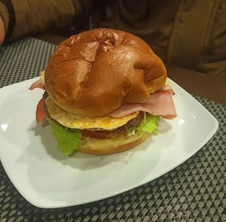 Hamburguesa Especial con Bacon