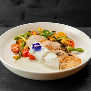 Chicken breast with gorgonzola sauce