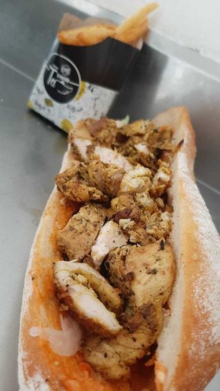 Sandwich poulet grillé