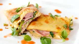 Omlet sa dimljenom ćuretinom