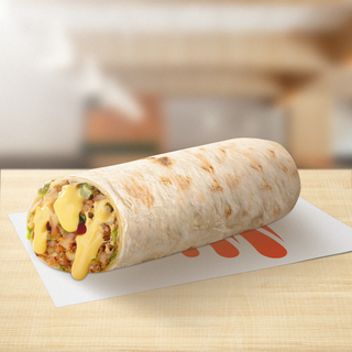 ქათმის შაურმა ყველის სოუსით