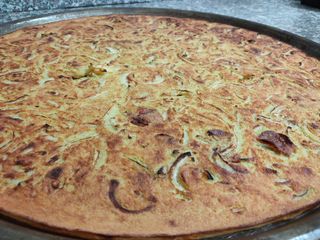 Salsiccia e cipolle 60 cm - 6 persone