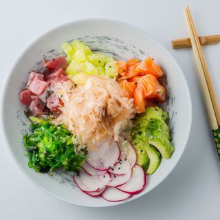 poke de atun y salmon