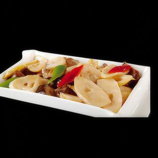 Bambu e funghi saltato(炒双冬）