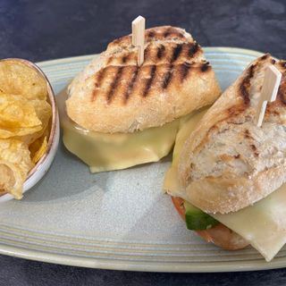 Sándwich grill de Pollo