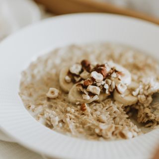 Ovsena kaša sa lješnikom i bananom