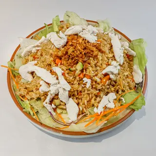 22. Arroz Frito Con Pollo