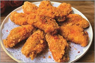 Aripi de pui prajite