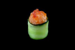 Gunkan Pepino e Salmão | 6 un
