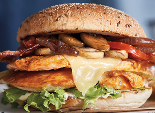 Hamburguesa NAGA CHICKEN GRILL