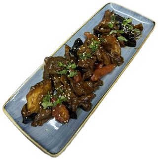 Телятина с баклажанами