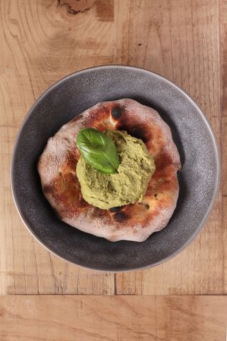 HUMMUS DI PESTO