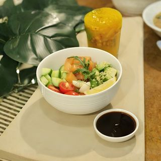 Боул с семгой