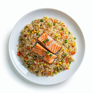 Riso saltato con salmone