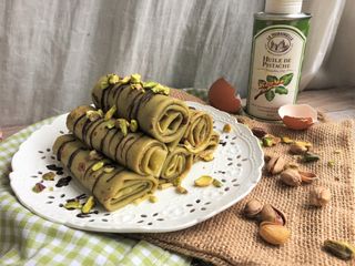 crêpe pistache