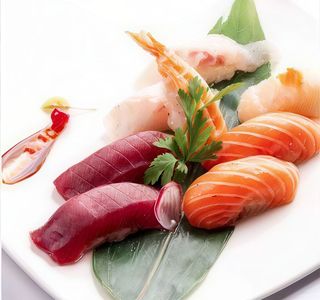 15. Nighiri misto ( o solo salmone )