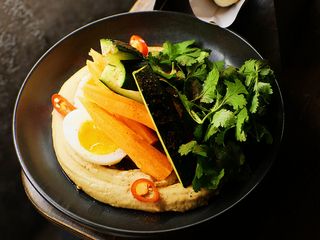 Наш Хумус зі свіжими овочами (250г)