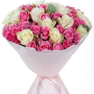 Buchet „Simfonie de Trandafiri și Minirose”