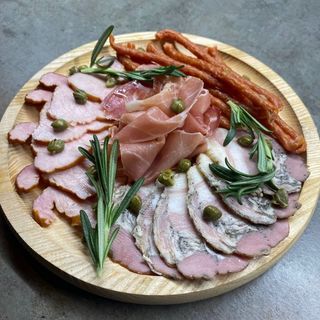 М'ясна тарілка (180)