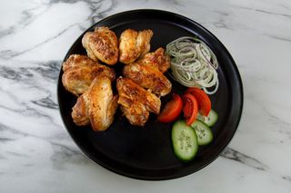 Шашлык из куриных крыльев (350г)