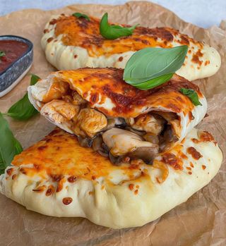 Calzone De Pollo