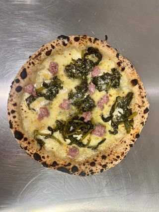 Salsiccia e friarielli e Bevanda a scelta