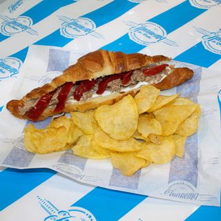 Croissant Atún