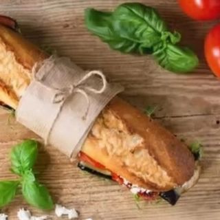 Bocadillo de serrano manchego